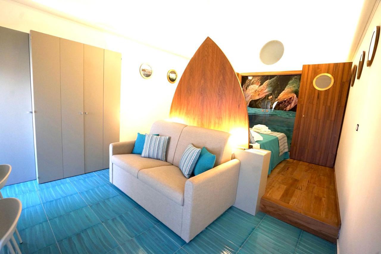 Grotta Verde Luxury Suite By Caprirooms Exteriör bild